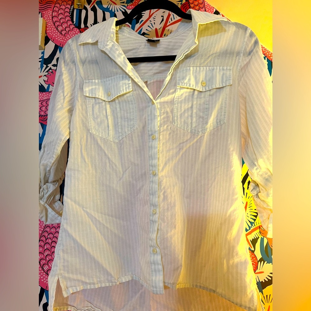 Patagonia hemp and organic cotton lightweight shirt. Never worn. Perfect casual
